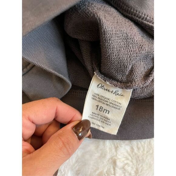 Oliver & Rain Charcoal Sweatsuit Size 18 Months - Picture 5 of 9